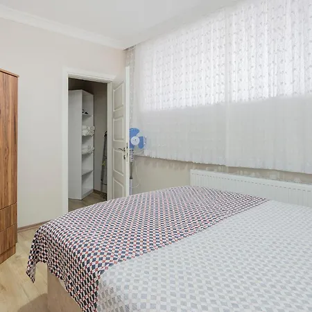 Spacious Flat Near Grand Mosque In Osmangazi بورصة